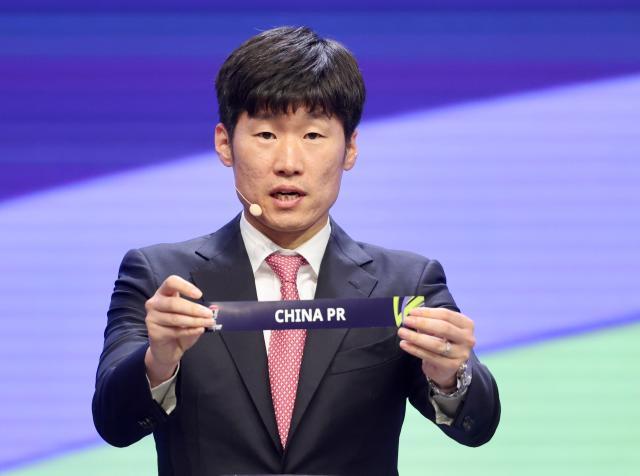 解签：国足亚洲杯分组抽签堪称上签 首战拿捏新军